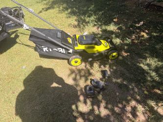 RYOBI ONE+ HP 18V Brushless 13in. Cordless Battery Walk Behind Push Lawn Mower with (1) 4.0 Ah Battery and (1) Charger