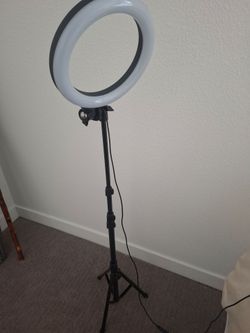 Ring light