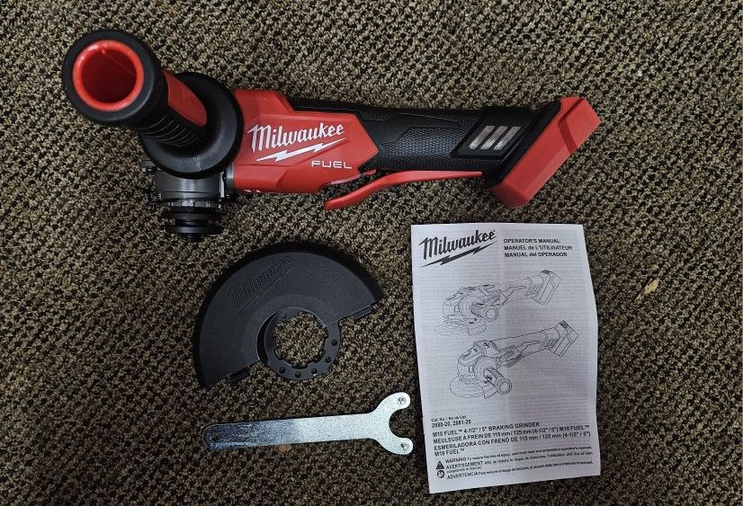 Milwaukee M18 FUEL 18-Volt Lithium-Ion Brushless Cordless Grinder (Tool-Only)