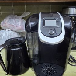 Keurig 2.0 Brewing System With Carafe 
