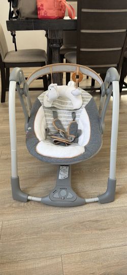 Ingenuity ConvertMe 2-in-1 Compact Portable Automatic Baby