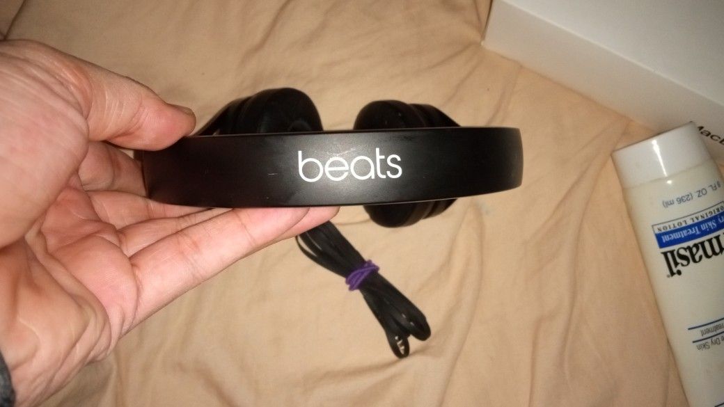 Slightly Used On Ear Headphones Best By Dre