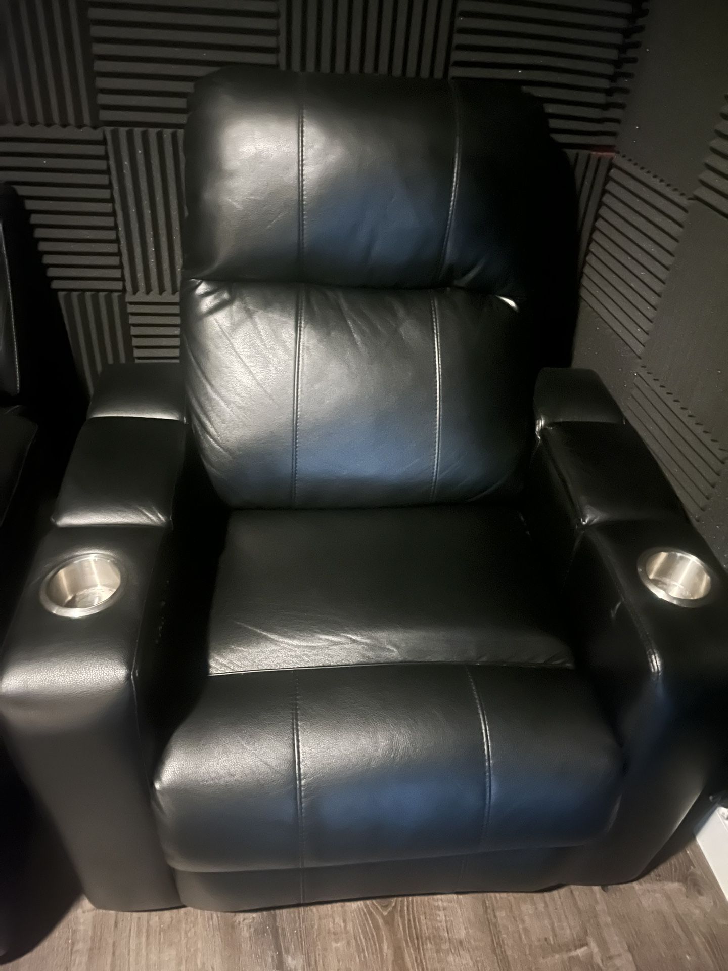 Reclining leather chair with storage