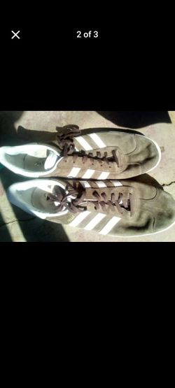 $10.00 adidas size 12
