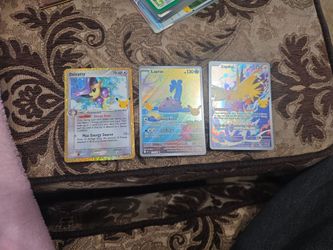 Pokémon Holo Card Lot – Delcatty, Lapras, Zapdos