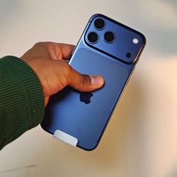 iPhone 17 Pro Max 256GB Unlocked - Finance Options available 🤩 $50 Down today ✅