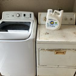 Insignia Washer And Kenmore Gas Dryer