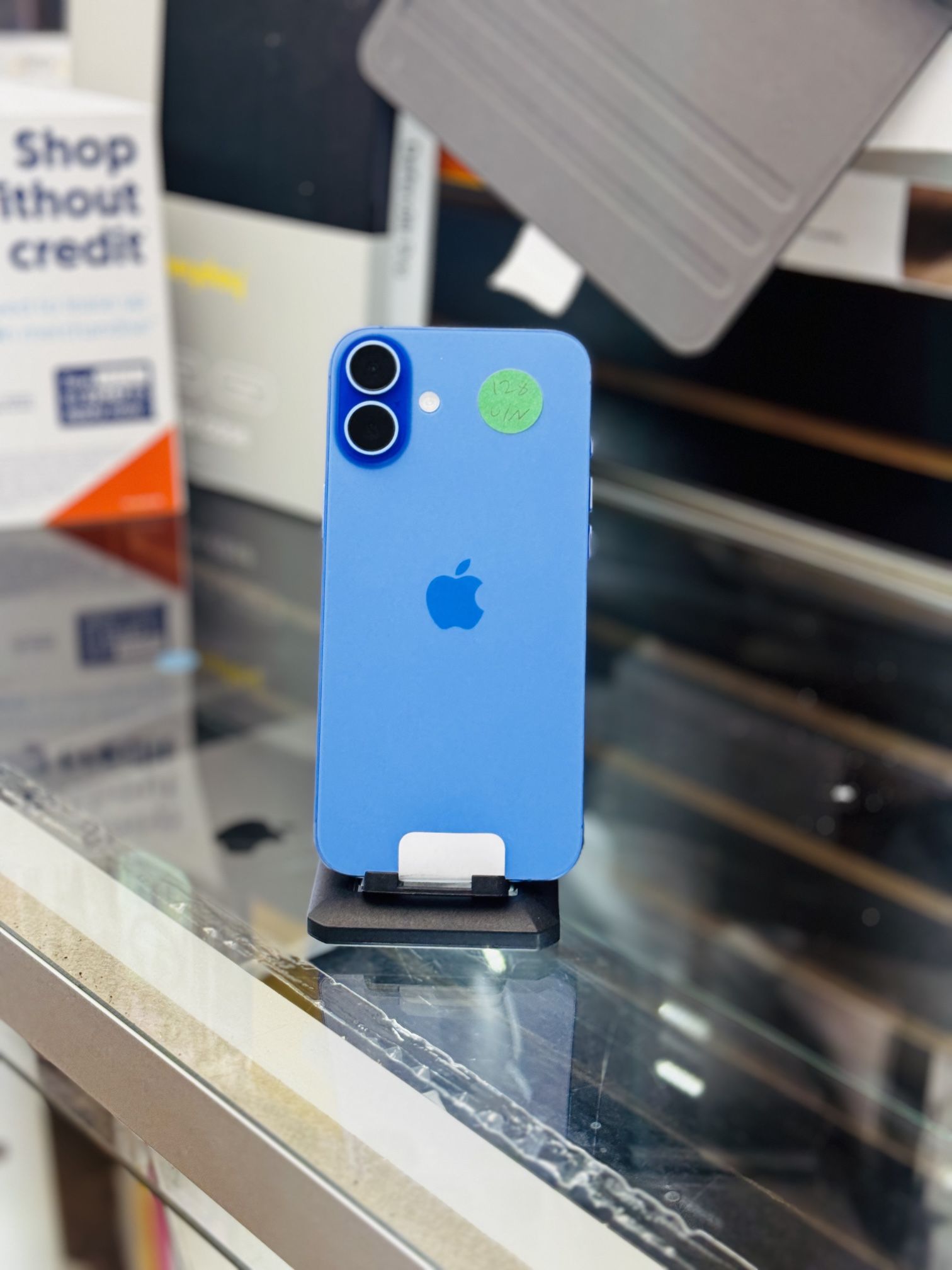 iPhone 16 Plus (Factory Unlocked)