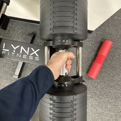 LYNX FITNESS ( BRAND NEW IN BOX ) Pair Of 80lb Adjustable Dumbbells