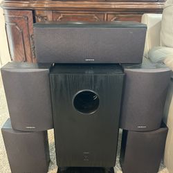 ONKYO  Model SKW530 (5) Speakers & Powered Sub.