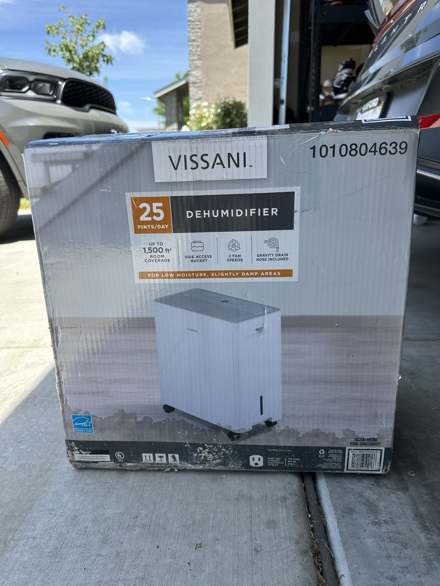 Vissani 25 Pint Dehumidifier