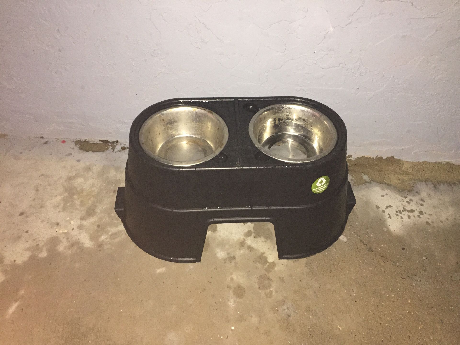 Dog water bowl stand