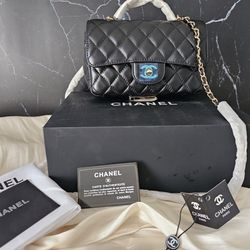 Chanel Flap Bag for Sale in Fate, TX - OfferUp