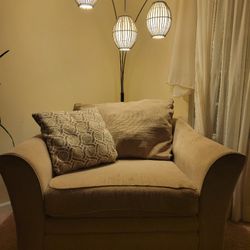 Loveseat & Oversized Chair