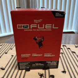 Milwaukee M12 Fuel 1/4 Impact Driver