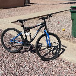 Mongoose Mountain bike 