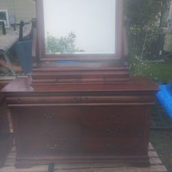 Three Piece Solid Wood Bedroom Set 