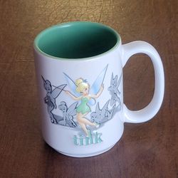 Disney Parks 3D Tink Mug Tinker Bell Coffee Cup Green 16oz Walt Disney 
World. Pre-owned, very good shape, no chips or cracks.