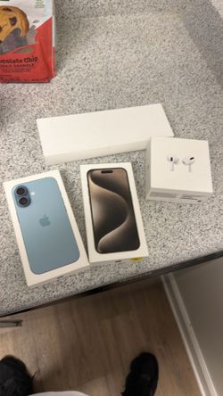 Apple boxes