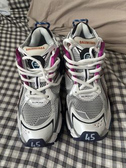 Balenciaga runner