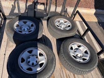Toyota Tacoma wheels