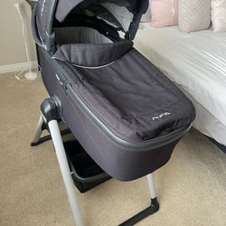 Nuna Demi Grow Bassinet