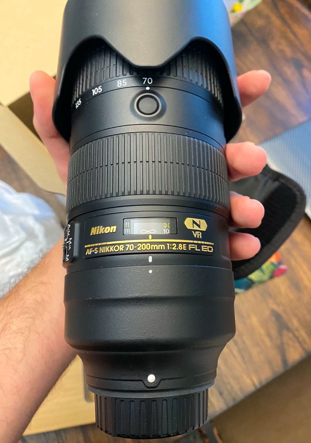 Nikon 70-200E Fl With Box And Papers