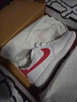 Nike Air Force 1 07 White Adobe Team Red Size 8