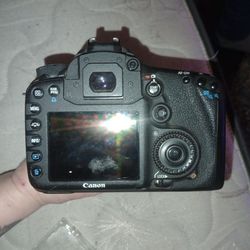 Canon EOS7D Camera