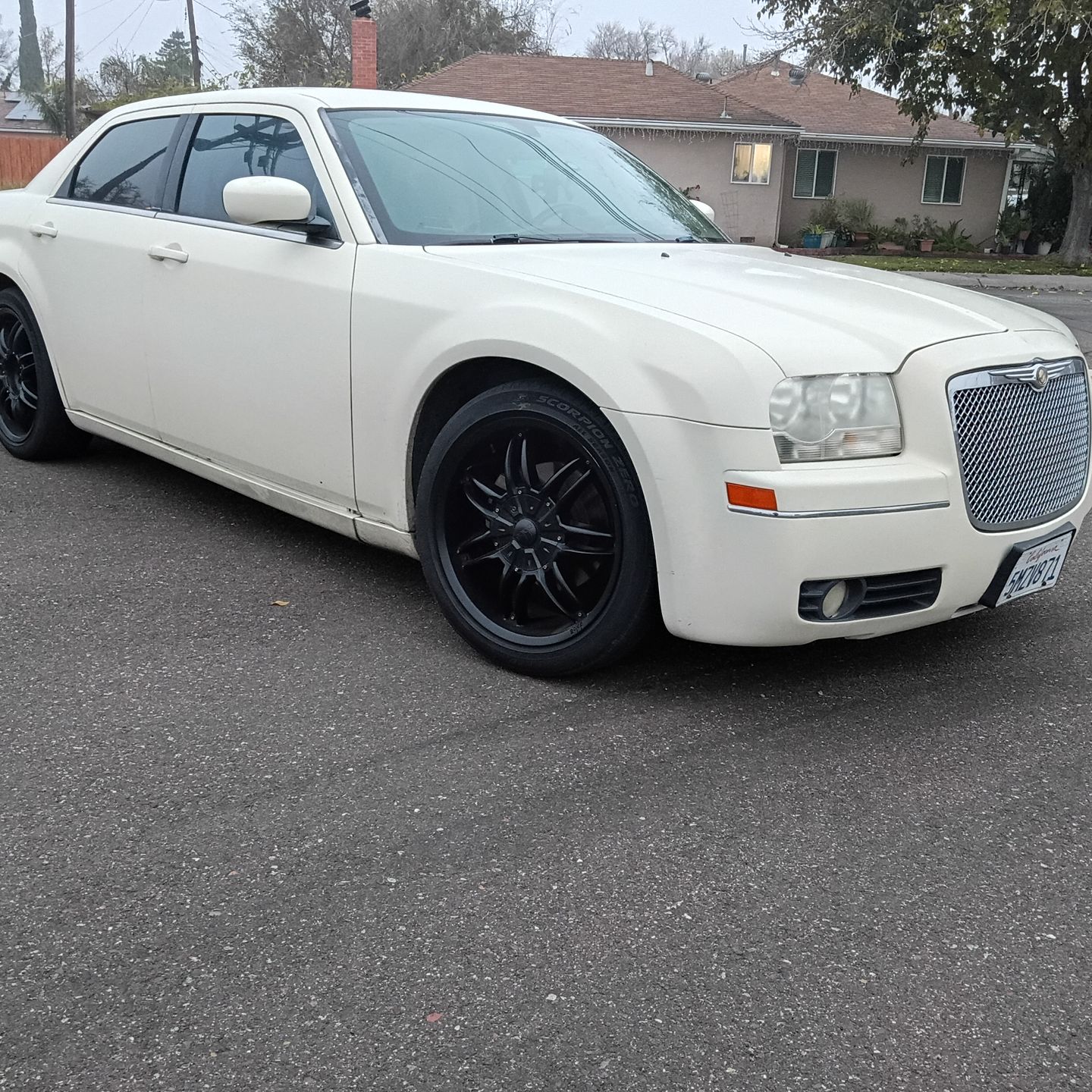 05 Chrysler 300 Tire Sizenull