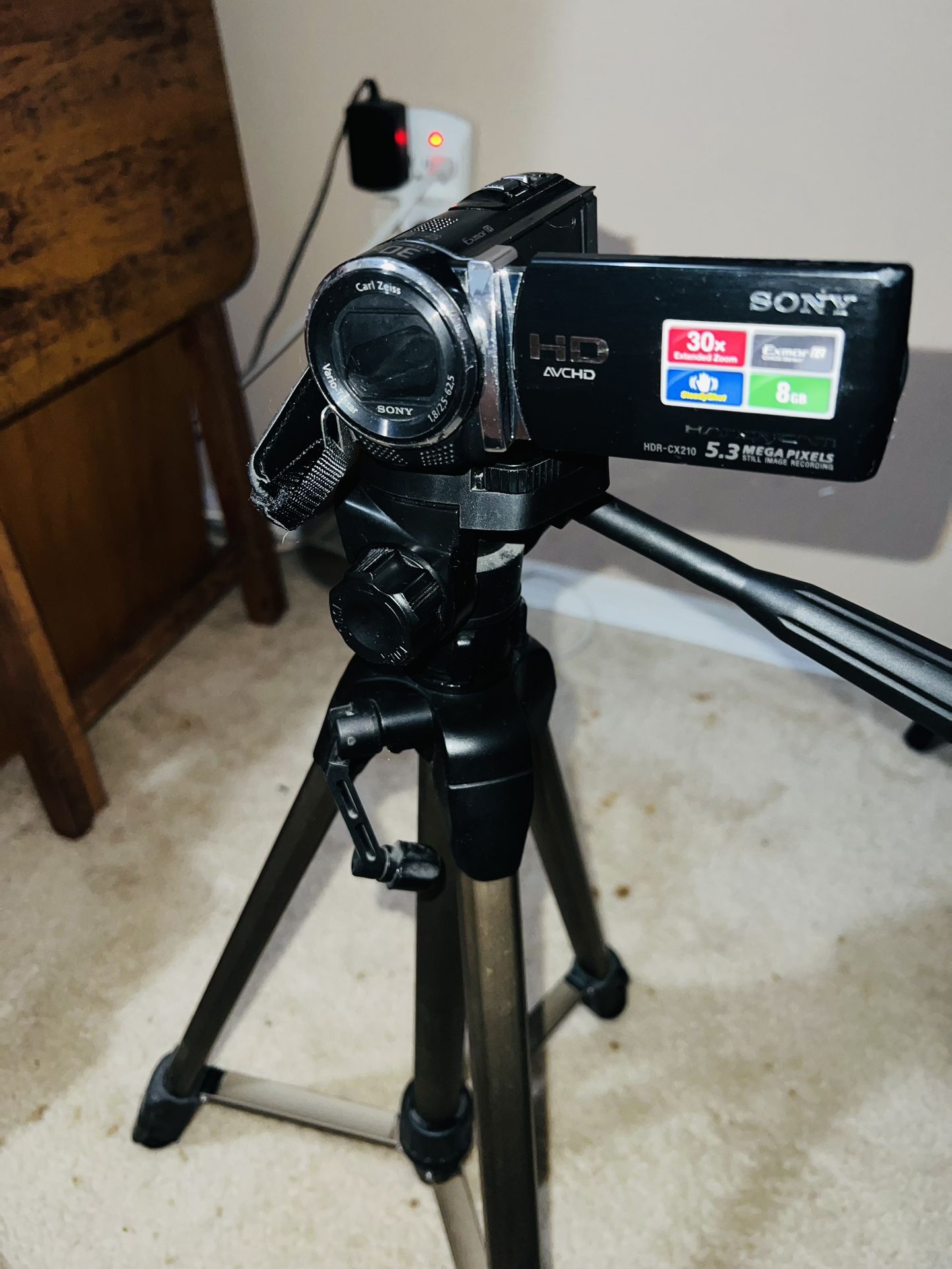 Sony Handycam HDR-CX210