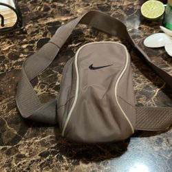nike crossbody Bag
