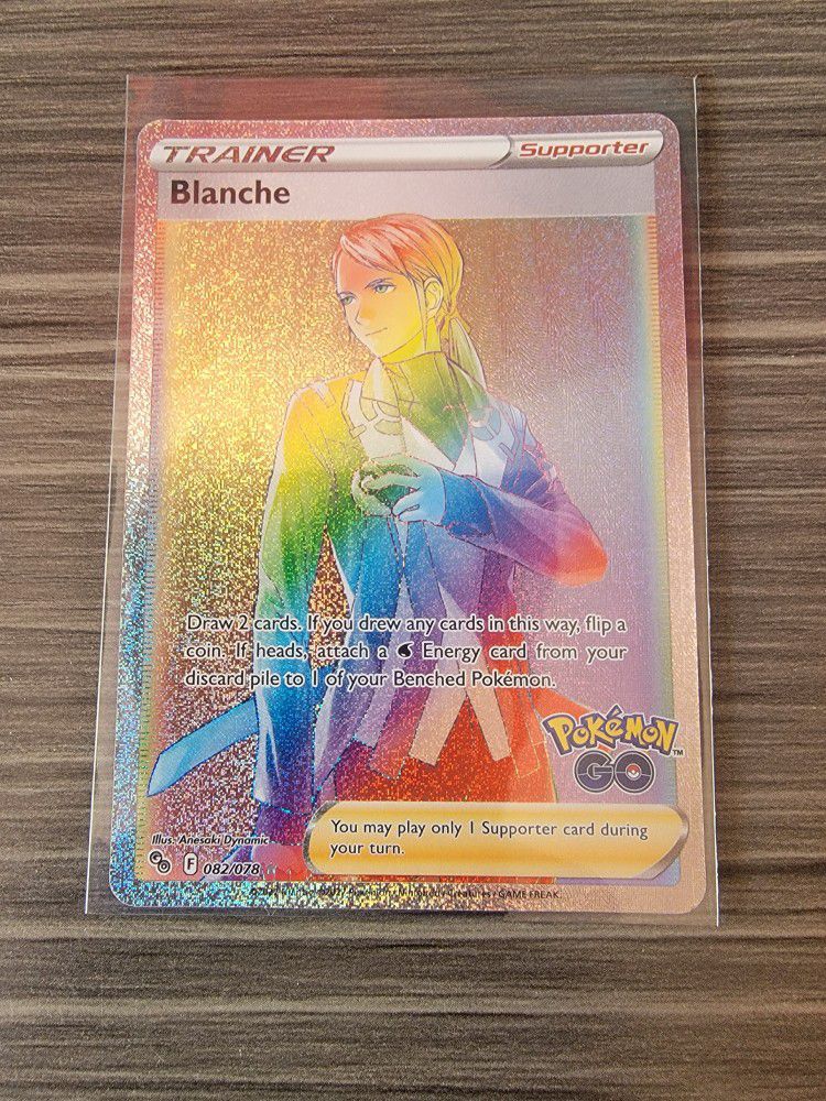 Pokemon TCG Card - Blanche 82/78 Rainbow Secret Rare - Pokemon GO - MINT