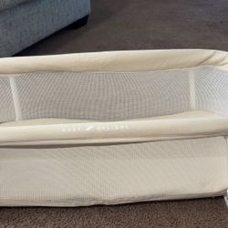 Bassinet 
