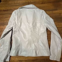 women’s Guess zip front Jacket Sz M
