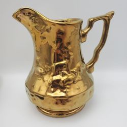 Wade Vintage Deer Gold Embossed Pitcher