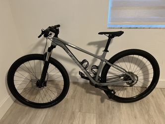 Trek Xcaliber 8 Mountain Bike