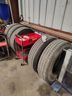 11r 22.5 semi tires (used)