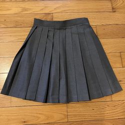 Woman Gray skirt (s)
