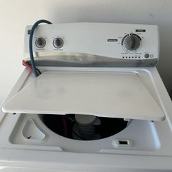 Kenmore Washer & Dyer set