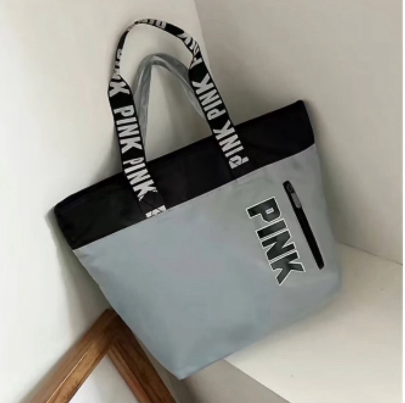 Pink * Woman’s Travel Size Tote / Hand Bag * Double Strap * NWOT