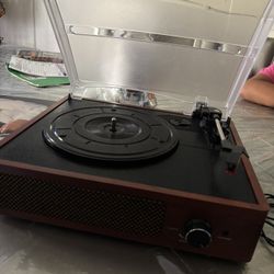 Record Player 