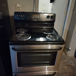 Stove Eléctric Nice Condition Everything