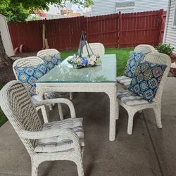 Wicker Patio Set, Table, Glass Topper, 6 Chairs, Cushions, Pillows, & Chandelier 