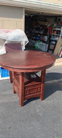 3’ Tall Table  42” dia, +leaf Allison Park 15101