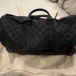 LV Duffle Bag 