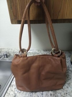 Brown  field f Manor purse