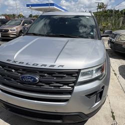  2018 Ford Explorer 