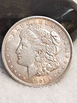 #681 Morgan Silver 1921 Dollar Coin