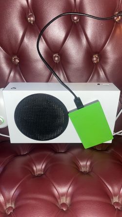 Next gen Xbox with game sir and more